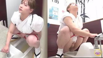 SL-430 03 Traditional japanese clothes are difficult to take off! Female urination on the verge of bladder explosion!