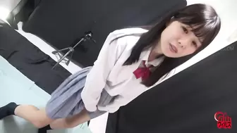 FF-678 02 Multi view observation of agonizing schoolgirls wetting their panties.