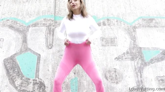Julia Smile - Pissing scene
