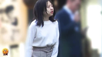 EE-824 01 Hidden camera footage of peeing in a Western-style toilet, part 4