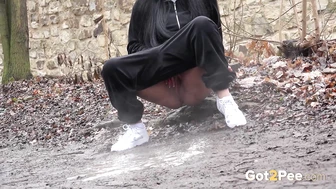 Strong Steamy Pee