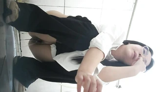 Classic Foreground Toilet Shoot "Beauty Hairless" 20V