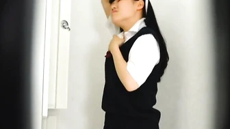EE-431 01 Endurance limit!! Stuck schoolgirl pees 4
