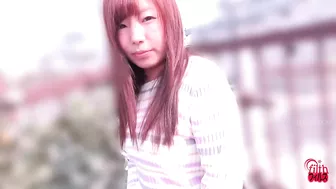 FF-428 04 Outdoor, dynamic pissing of amateur girls